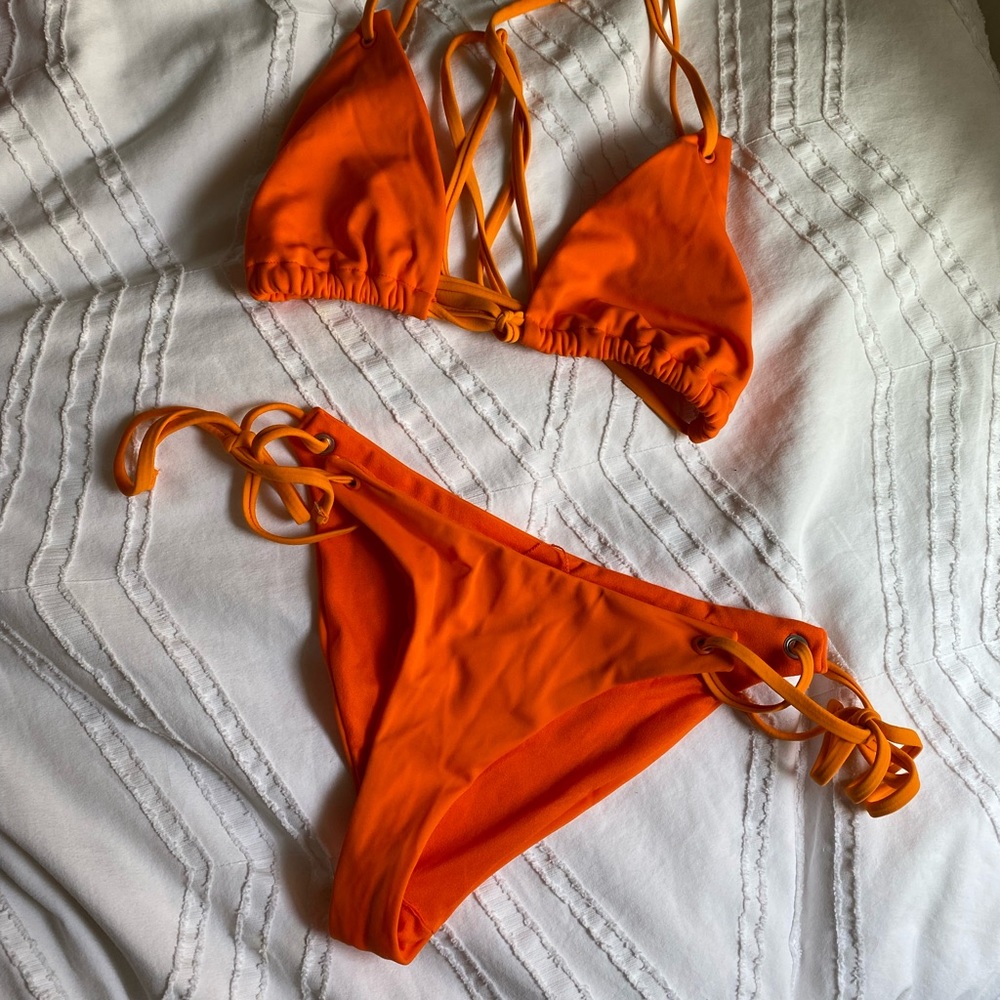 gym shark bikini